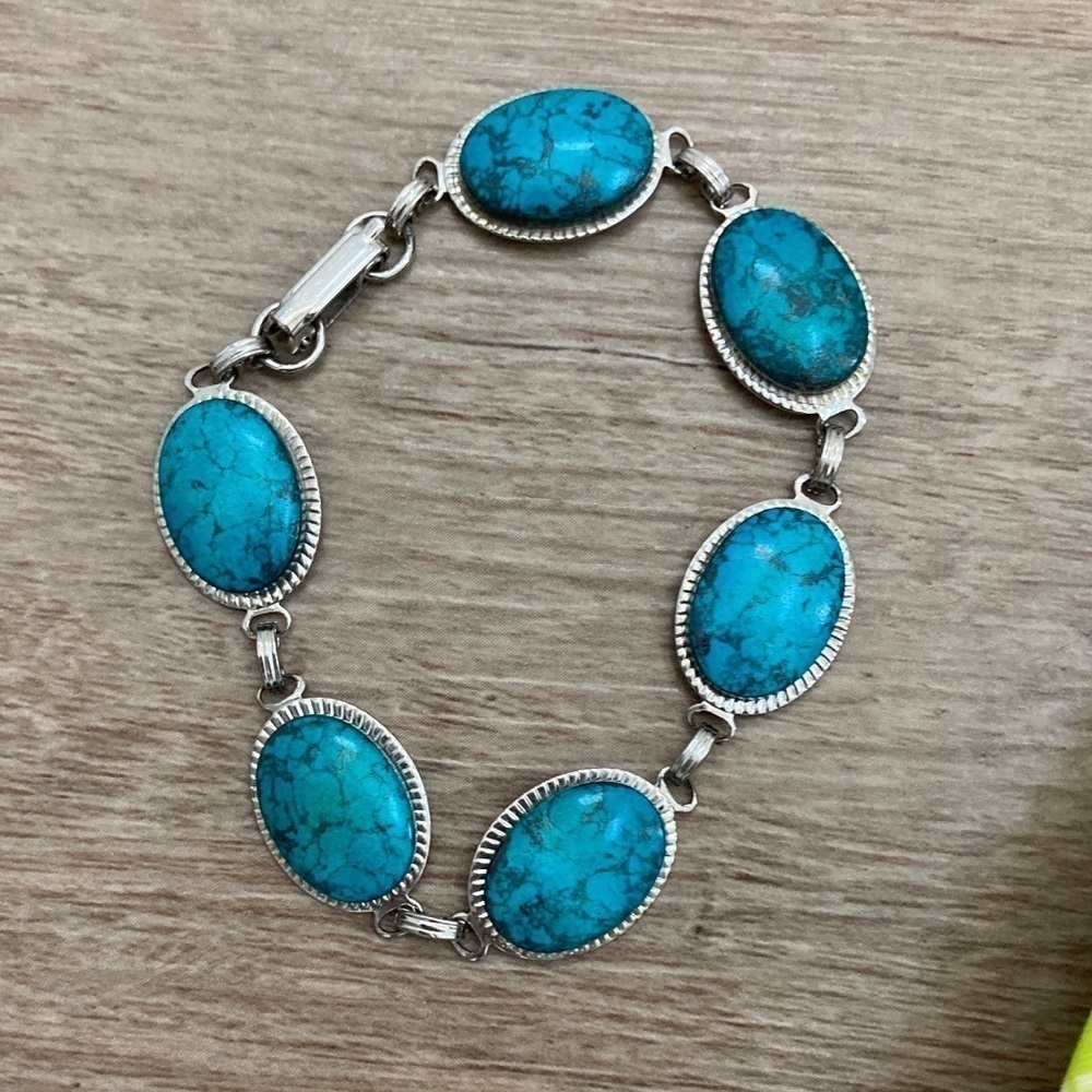 𝅺southwestern Silver Faux Turquoise Inlay Bracelet